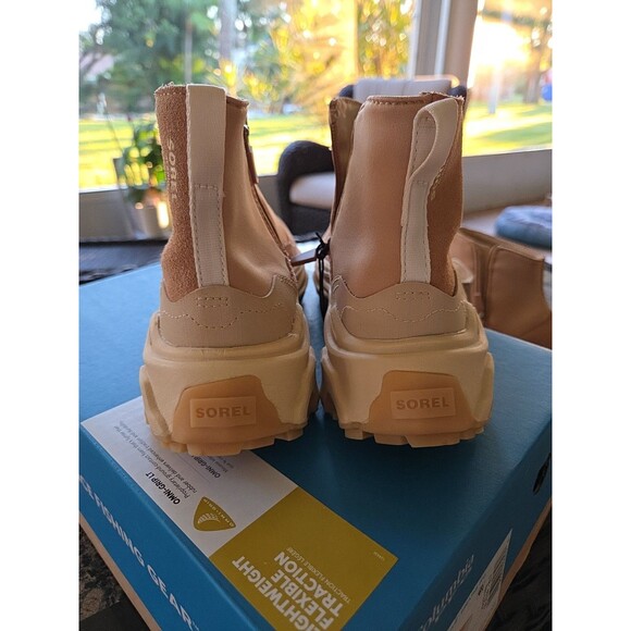 Sorel Kinetic Breakthru Acadia Size 6 Waterproof Sneaker Boot Tawny Buff Womens - Picture 10 of 11